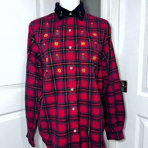 Bobbie Brooks Tops - Bobbie Brooks Vintage Christmas Plaid Shirt Velvet Collar Embroidered Trees
